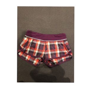 Lululemon plaid running shorts